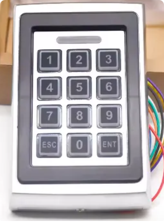 หน้าสัมผัสวงจรดั้งเดิมของเมมเบรน